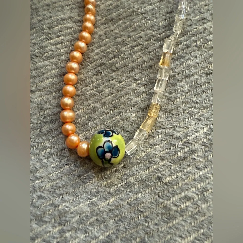 floral asymmetrical choker - Picture 3 of 7